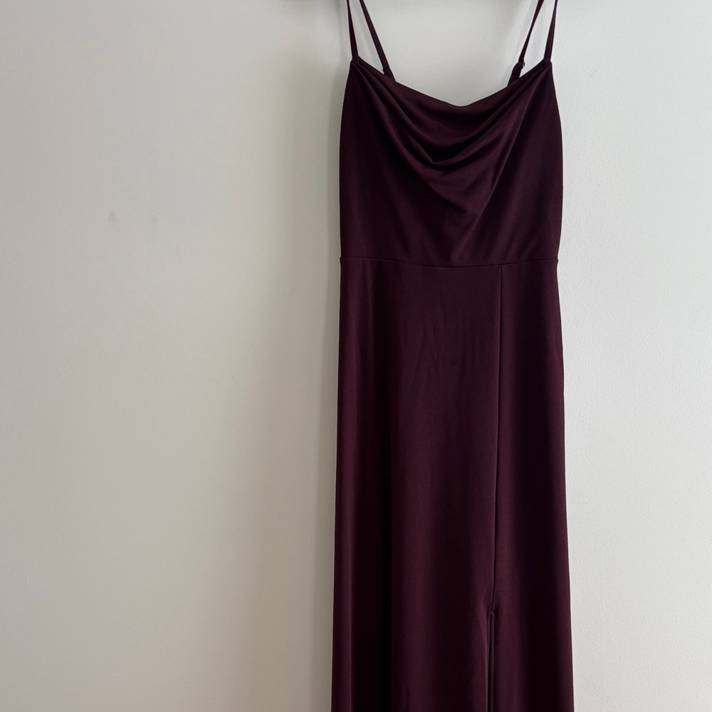 Elegant Burgundy Spaghetti Strap Dress💃🏼